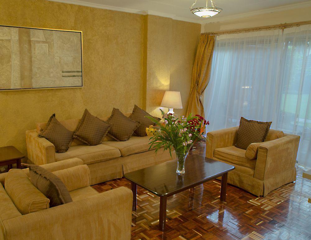 Mimosa Court Apartments 나이로비 외부 사진